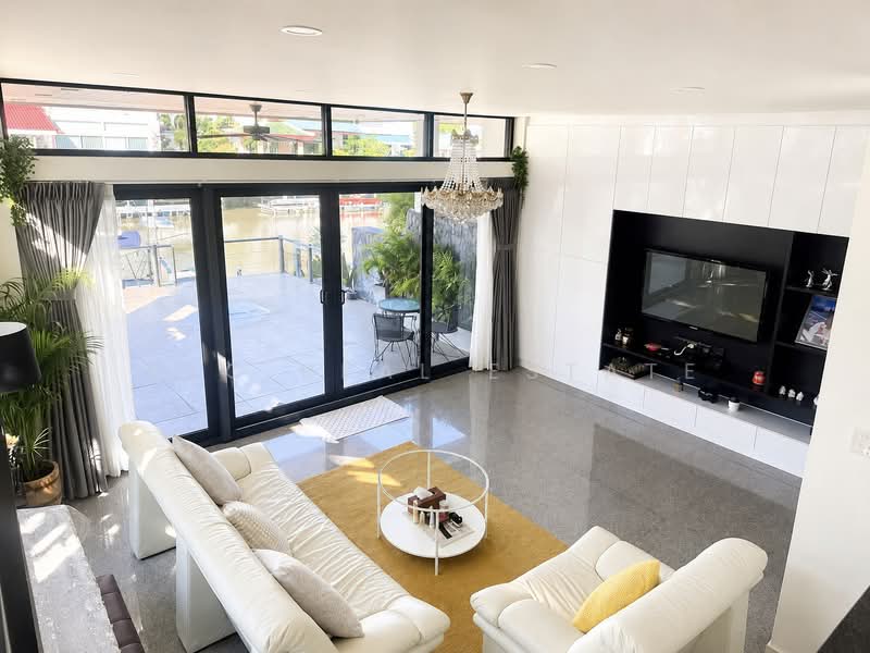 Canal Front House for Sale Na Jomtien Pattaya, Chon Buri (Pattaya), Bang Lamung, Bang Lamung (Pattaya), Chon Buri (Pattaya), 3 Bedrooms, 200 sqm, Single Detached House For Sale, by PLC real estate, 500352074 - DDproperty.com