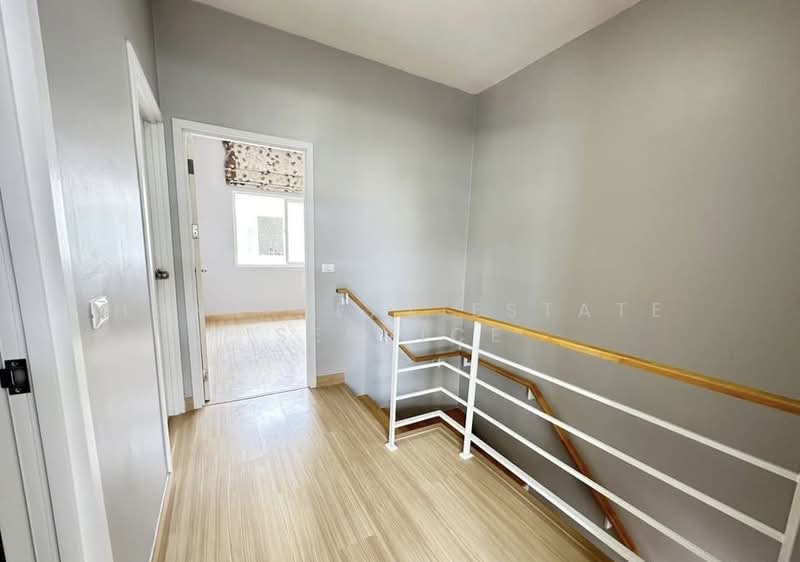 Gusto Townhome Ramkhamhaeng, Bangkok, Soi Rat Phatthana (Soi Miss Teen), Ramkhamhaeng Road (Sukhapiban 3 Road), Saphan Sung, Bangkok, 4 Bedrooms, 132 sqm, Townhouse For Sale, by HOME Real Estate Service, 500352135 - DDproperty.com
