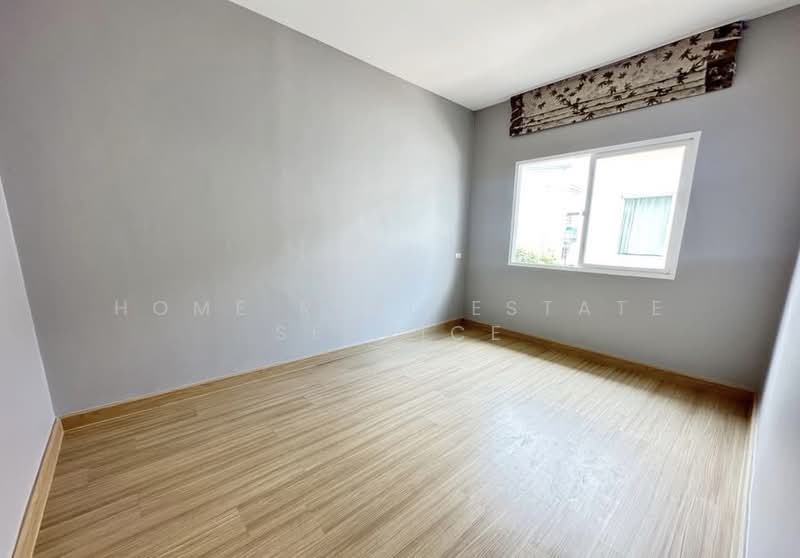 Gusto Townhome Ramkhamhaeng, Bangkok, Soi Rat Phatthana (Soi Miss Teen), Ramkhamhaeng Road (Sukhapiban 3 Road), Saphan Sung, Bangkok, 4 Bedrooms, 132 sqm, Townhouse For Sale, by HOME Real Estate Service, 500352135 - DDproperty.com