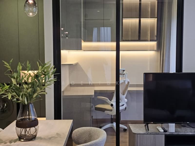 Cloud Thonglor-Phetchaburi, Bangkok, 1986 New Petchaburi Road, Bang Kapi, Huai Khwang, Bangkok, 1 Bedroom, 38 sqm, Condo For Rent, by Agentbkk, 500352148 - DDproperty.com