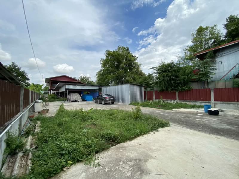 บ้านหลังใหญ่ พื้นที่ใช้สอย 300 ตร.ม. พร้อมสวนรอบบ้าน, Phitsanulok, Hua Ro, Muang Phitsanulok, Phitsanulok, 4 Bedrooms, 300 sqm, Single Detached House For Sale, by ERA Thailand, 500352153 - DDproperty.com