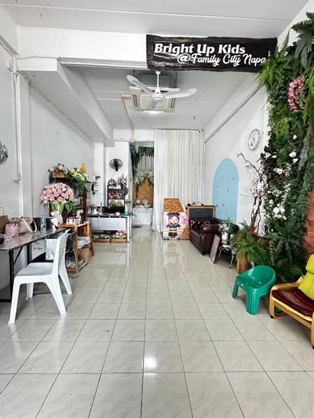 แฟมิลี่ซิตี้โฮม2 ชลบุรี (Family City Home2), ชลบุรี, นาป่า, เมืองชลบุรี, ชลบุรี, 150 ตร.ม., ตึกแถว-อาคารพาณิชย์ ขาย, โดย The Best Property Agent มิน, 500352155 - DDproperty.com