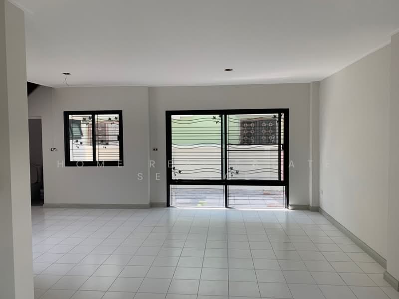 Perfect Place Ramkhamhaeng 164, Bangkok, Soi Ramkhamhaeng 164, Saphan Sung, Bangkok, 3 Bedrooms, 150 sqm, Single Detached House For Sale, by HOME Real Estate Service, 500352197 - DDproperty.com