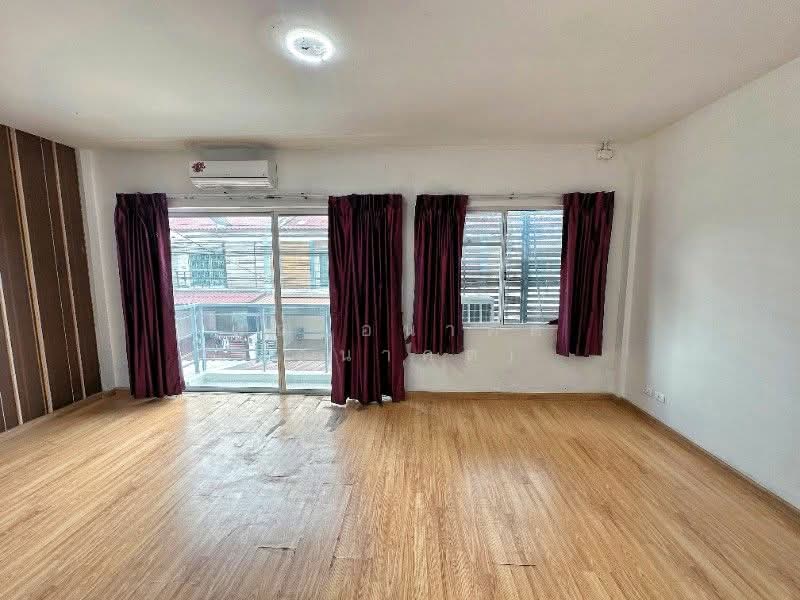 The Trust Town Ratchapruek - Rattanathibet, Nonthaburi, 98 Ratchaphruek Road, Om Kret, Pak Kret, Nonthaburi, 3 Bedrooms, 120 sqm, Townhouse For Sale, by คุณ อนาคต (อนาคต), 500352209 - DDproperty.com