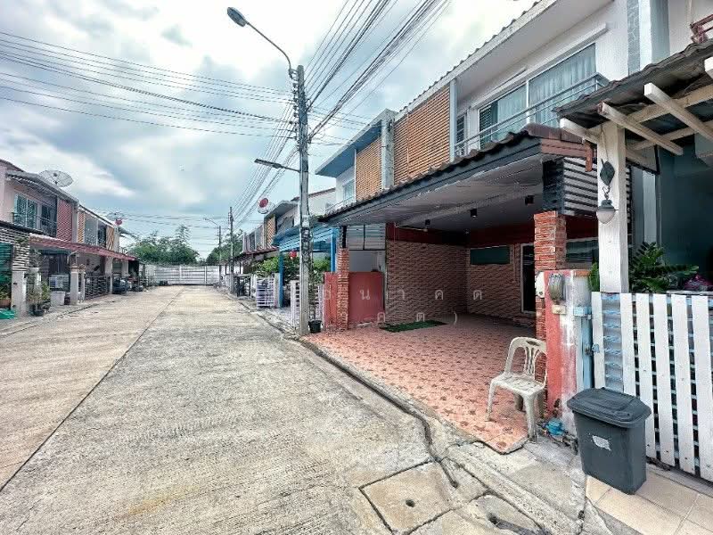 The Trust Town Ratchapruek - Rattanathibet, Nonthaburi, 98 Ratchaphruek Road, Om Kret, Pak Kret, Nonthaburi, 3 Bedrooms, 120 sqm, Townhouse For Sale, by คุณ อนาคต (อนาคต), 500352209 - DDproperty.com