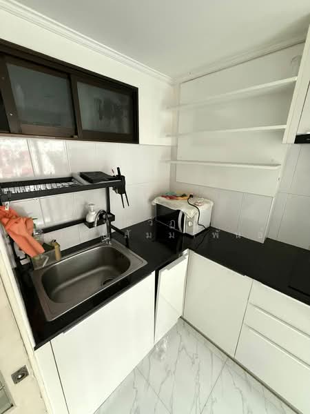 Lumpini Place Narathiwas Ratchanakarin, Bangkok, 200 Naradhiwas Rajanagarindra Rd, Chong Nonsi, Yan Nawa, Bangkok, 1 Bedroom, 27 sqm, Condo For Rent, by ทศวัฏฏ์ วิเศษสัมมาพันธ์, 500352233 - DDproperty.com