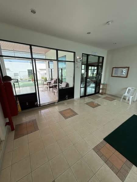 Lumpini Place Narathiwas Ratchanakarin, Bangkok, 200 Naradhiwas Rajanagarindra Rd, Chong Nonsi, Yan Nawa, Bangkok, 1 Bedroom, 27 sqm, Condo For Rent, by ทศวัฏฏ์ วิเศษสัมมาพันธ์, 500352233 - DDproperty.com