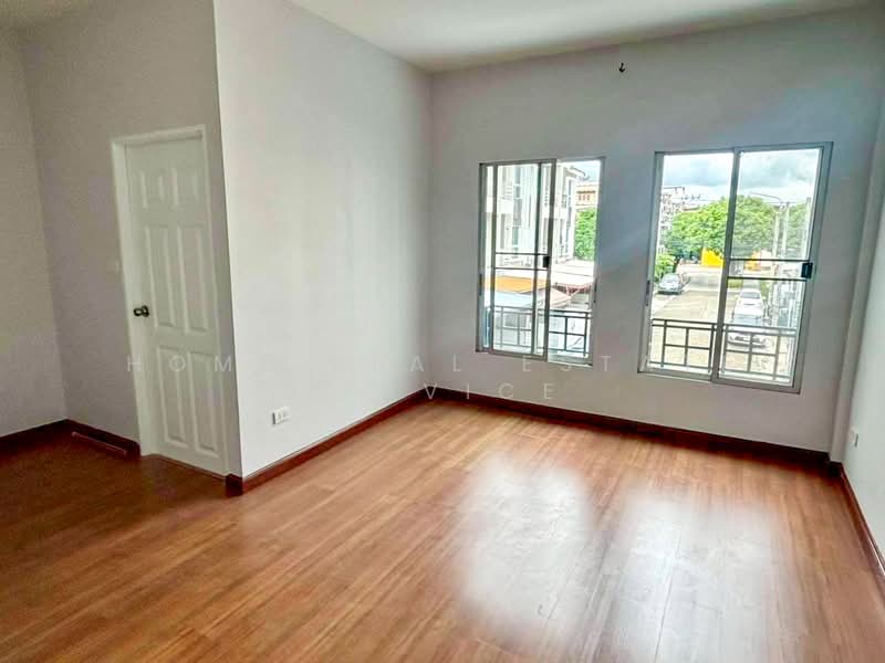 Baan Klang Muang Luzern Sukhumvit : บ้านกลางเมือง ลูเซิร์น สุขุมวิท (อ่อนนุช 46), กรุงเทพ, ถนนสุขุมวิท 77, สวนหลวง, กรุงเทพ, 170 ตร.ม., ทาวน์เฮ้าส์ ขาย, โดย HOME Real Estate Service, 500352282 - DDproperty.com