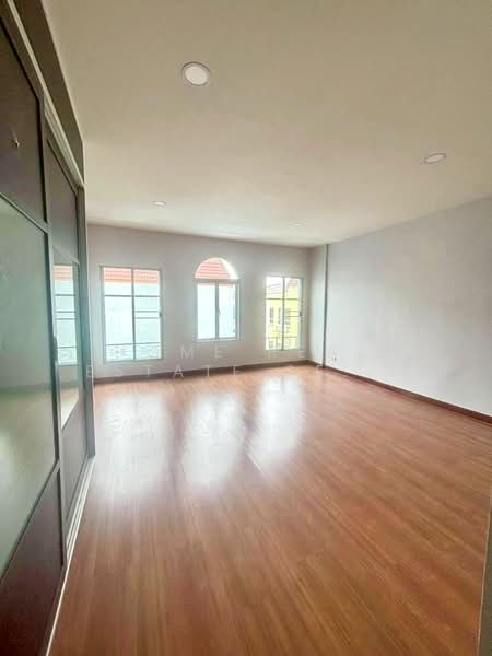 Baan Klang Muang Luzern Sukhumvit, Bangkok, Sukhumvit 77 Road, Suan Luang, Bangkok, 3 Bedrooms, 170 sqm, Townhouse For Sale, by HOME Real Estate Service, 500352282 - DDproperty.com