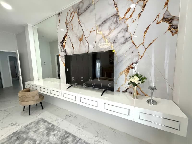 บ้านเดี่ยว Pool Villa 90 ตร.วา. มาบสอง-ค่ายมวย 17/1, Chon Buri (Pattaya), Bang Lamung, Bang Lamung (Pattaya), Chon Buri (Pattaya), 4 Bedrooms, 220 sqm, Villa For Sale, by HOME Real Estate Service, 500352338 - DDproperty.com