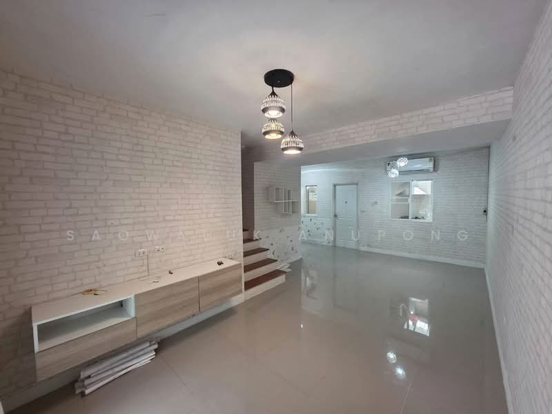 Lio Bliss Teparak-Tamru, Samut Prakan, Bangphli Yai, Bang Plee, Samut Prakan, 3 Bedrooms, 120 sqm, Townhouse For Sale, by Saowaluk Anupong, 500352347 - DDproperty.com