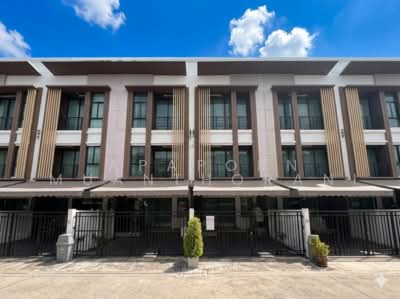 ขาย - ขายบ้านทาวน์โฮม 3 ชั้น ม.บ้านกลางเมือง กัลปพฤกษ์ บางหว้า รีโนเวทใหม่ ใกล้เมือง เดินทางสะดวก!, กรุงเทพ