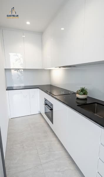 Tait Sathorn 12, Bangkok, Soi Sathorn 12, Sathorn Road, Silom, Bang Rak, Bangkok, 3 Bedrooms, 119 sqm, Condo For Sale, by Kittiphop Machchima, 500352433 - DDproperty.com