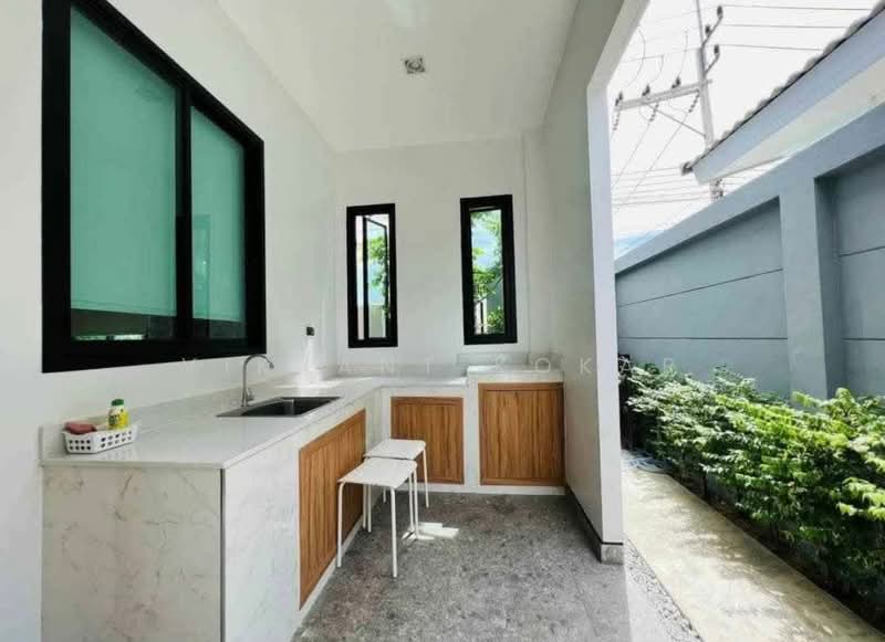 3-BR Villa, Chon Buri (Pattaya), Nong Pru, Bang Lamung (Pattaya), Chon Buri (Pattaya), 3 Bedrooms, 188 sqm, Villa For Rent, by Vikrant Kokar, 500352437 - DDproperty.com