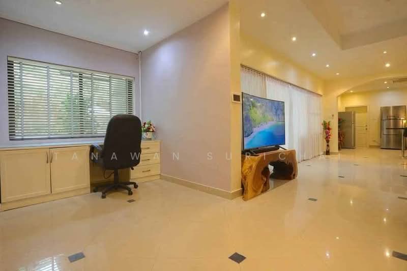 3-BR House, Chon Buri (Pattaya), Nong Pru, Bang Lamung (Pattaya), Chon Buri (Pattaya), 3 Bedrooms, 564 sqm, Single Detached House For Sale, by Tanawan Surichai, 500352483 - DDproperty.com