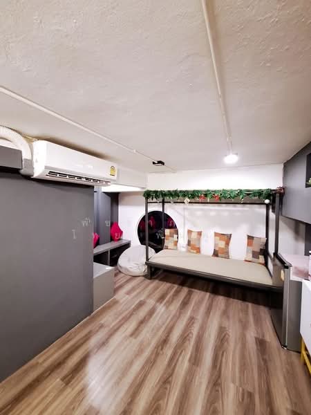 Building for Rent Suitable for Accommodation Business | Talad Noi Area, Bangkok, Talat Noi, Samphanthawong, Bangkok, , 220 sqm, Business For Rent, by พัชราภรณ์ ไทยเพิ่มพูล, 500352539 - DDproperty.com