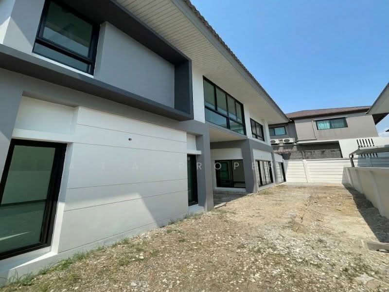 เดอะ คอมพลีท ศรีราชา, Chon Buri (Pattaya), Surasak, Si Racha, Chon Buri (Pattaya), 3 Bedrooms, 250 sqm, Single Detached House For Sale, by A.T.A. Property, 500352558 - DDproperty.com