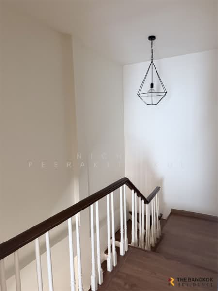 Baan Klangmuang Grand De Paris Ratchada, Bangkok, Pradit Manutham Road, Wang Thonglang, Bangkok, 3 Bedrooms, 195 sqm, Townhouse For Rent, by Nicha Peerakittikul, 500352560 - DDproperty.com