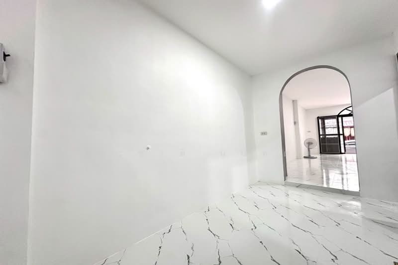 โครงการ เกษราคลาสสิคโฮม ซอยเสรีไทย 81/2, Bangkok, Khan Na Yao, Bangkok, 4 Bedrooms, 120 sqm, Townhouse For Sale, by ชนะชาติ นนท์ตา, 500352574 - DDproperty.com