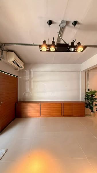 บ้านทาวน์โฮม 3.5 ชั้น ทาวน์อินทาวน์, Bangkok, Phlapphla, Wang Thonglang, Bangkok, 2 Bedrooms, 84 sqm, Townhouse For Rent, by Amwika Karoonsombat, 500352589 - DDproperty.com