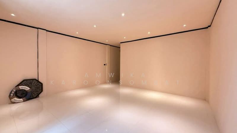บ้านทาวน์โฮม 3.5 ชั้น ทาวน์อินทาวน์, กรุงเทพ, พลับพลา, วังทองหลาง, กรุงเทพ, 84 ตร.ม., ทาวน์เฮ้าส์ ให้เช่า, โดย Amwika Karoonsombat, 500352589 - DDproperty.com