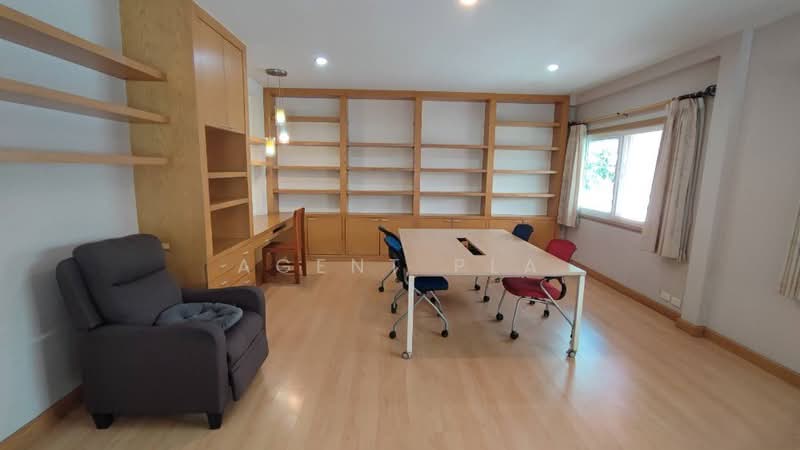 Tararom Ramkhamhaeng 150, Bangkok, Soi Ramkhamhaeng 150, Saphan Sung, Bangkok, 4 Bedrooms, 250 sqm, Single Detached House For Rent, by Agent Pla, 500352595 - DDproperty.com