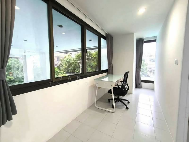 The Waterford Thonglor 11, Bangkok, 219 Soi Thonglor Sukhumvit Road, Khlong Tan Nua, Watthana, Bangkok, 1 Bedroom, 50 sqm, Condo For Rent, by Banjarat Thanomchat, 500352598 - DDproperty.com