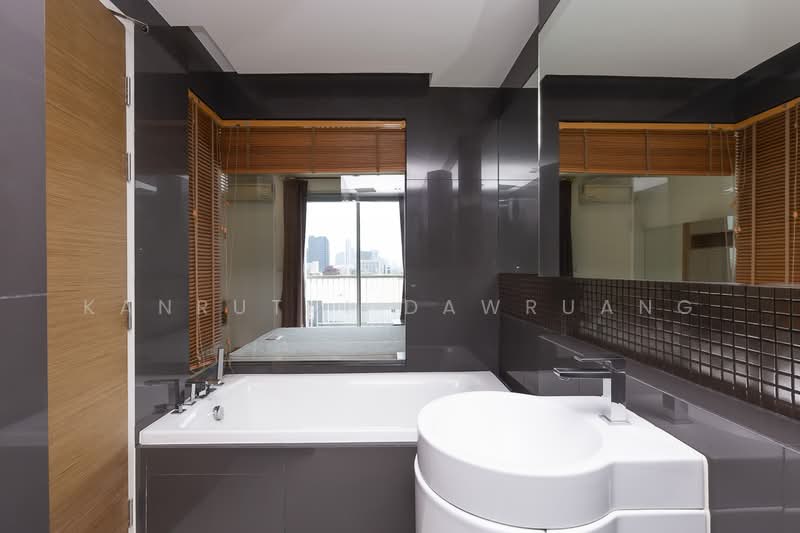 Rhythm Sukhumvit 50, Bangkok, 8 Sukhumvit 50, Sukhumvit Road, Phra Kanong, Khlong Toei, Bangkok, 1 Bedroom, 45 sqm, Condo For Sale, by Kanrutai Dawruang, 500352639 - DDproperty.com