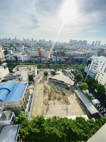 Rhythm Ratchada, Bangkok, 558 Ratchadaphisek Road, Samsen Nok, Huai Khwang, Bangkok, 1 Bedroom, 46 sqm, Condo For Rent, by Sompob Buaparungsri, 500352664 - DDproperty.com