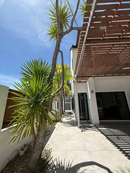 Corner townhouse for sale, great location near Bang Saen, Chon Buri (Pattaya), Ban Pik, Muang Chon Buri, Chon Buri (Pattaya), 2 Bedrooms, 184 sqm, Townhouse For Sale, by A House Property Co.,Ltd., 500352675 - DDproperty.com