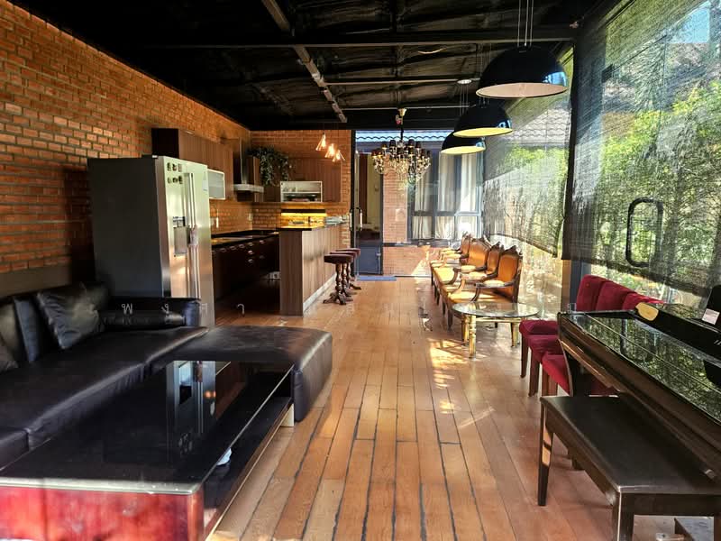 บ้านเดี่ยวสไตล์ Grand Tropical ใจกลางประชาชื่น พื้นที่ระดับคฤหาสน์ 225 ตร.วา | พื้นที่ใช้สอย 618 ตร, Bangkok, Bang Sue, Bangkok, 3 Bedrooms, 618 sqm, Single Detached House For Sale, by พงศา แสนใจงาม, 500352678 - DDproperty.com