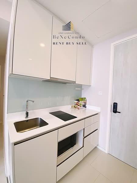 Mazarine Ratchayothin, Bangkok, Soi Phahonyothin 30, Phahonyothin Road, Chan Kasem, Chatuchak, Bangkok, 2 Bedrooms, 49 sqm, Condo For Rent, by Suwit Arunkeereewat, 500352696 - DDproperty.com