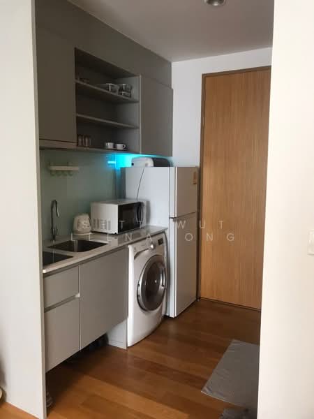 Noble Revo Silom, Bangkok, 88 Soi Surasak Surasak Road, Silom, Bang Rak, Bangkok, Studio, 34 sqm, Condo For Sale, by Settawut Leenavong, 500352706 - DDproperty.com