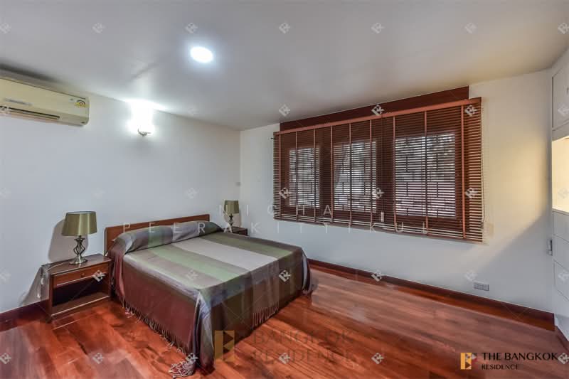 House Area Sukhumvit 4, Bangkok, สุขุมวิท 6, Khlong Toei, Khlong Toei, Bangkok, 4 Bedrooms, 510 sqm, Semi-Detached House (Twin House) For Rent, by Nicha Peerakittikul, 500352707 - DDproperty.com