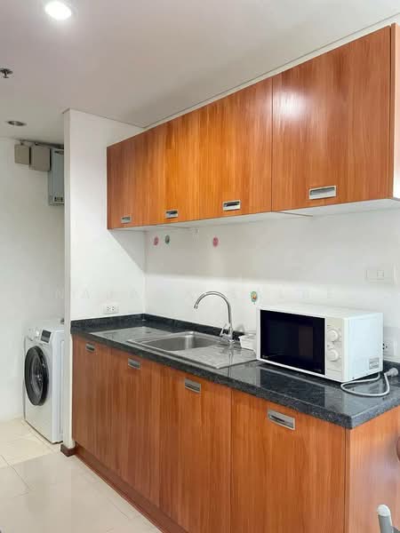 Villa Sathorn, Bangkok, 5 KrungThonBuri Road, Khlong Ton Sai, Khlong San, Bangkok, 1 Bedroom, 55 sqm, Condo For Rent, by Najawa Salae, 500352727 - DDproperty.com