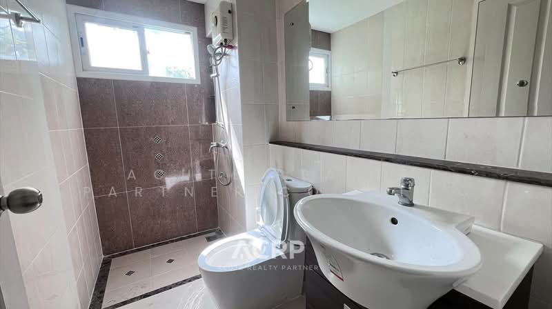 Baan Klang Muang Urbanion Rama 9-Ladprao, Bangkok, Soi Ladprao 84, Ladprao Road, Wang Thonglang, Bangkok, 3 Bedrooms, 150 sqm, Townhouse For Rent, by Acute Realty Partner Co.,Ltd., 500352734 - DDproperty.com