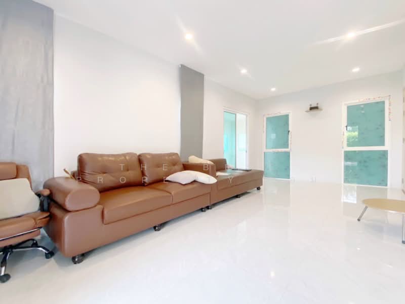 Chatluang 15-1, Pathum Thani, 91-8 สำนักงานขาย หมู่บ้านฉัตรหลวง 15-1, Bang Toei, Sam Khok, Pathum Thani, 3 Bedrooms, 100 sqm, Single Detached House For Sale, by The Best Property ออม, 500352749 - DDproperty.com