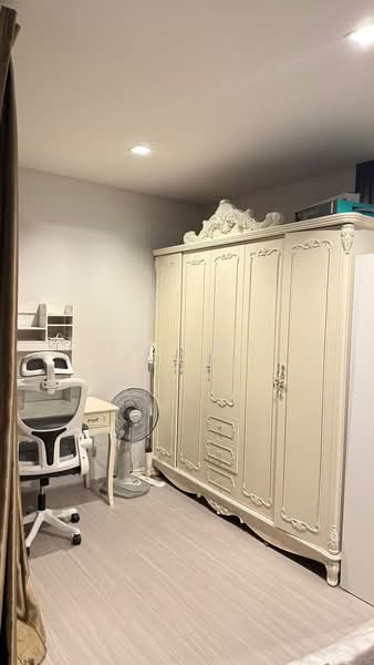 Life Asoke-Rama 9, Bangkok, 626 Asoke-Dindaeng Road, Makkasan, Ratchathewi, Bangkok, 1 Bedroom, 27 sqm, Condo For Rent, by Najawa Salae, 500352769 - DDproperty.com