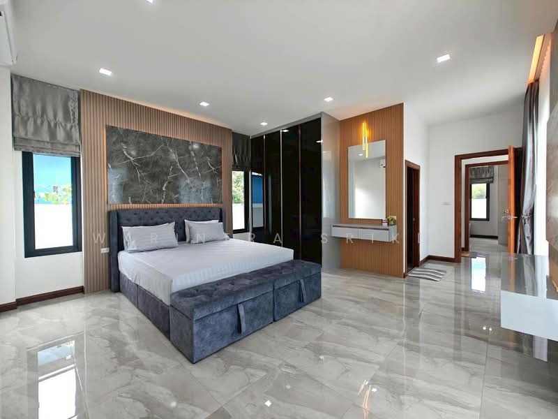บ้านพร้อมสระส่วนตัว, Chon Buri (Pattaya), Bang Sa-re, Sattahip, Chon Buri (Pattaya), 3 Bedrooms, 160 sqm, Single Detached House For Sale, by warintra Sriket, 500352809 - DDproperty.com