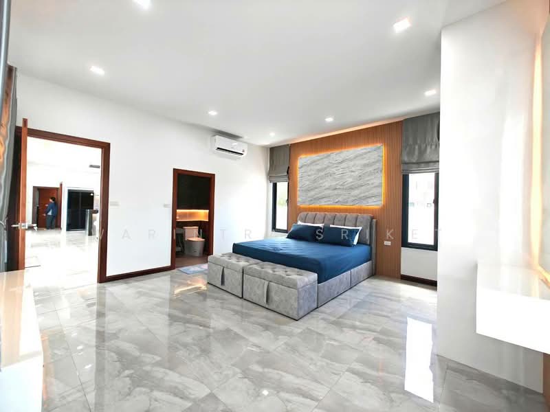 บ้านพร้อมสระส่วนตัว, Chon Buri (Pattaya), Bang Sa-re, Sattahip, Chon Buri (Pattaya), 3 Bedrooms, 160 sqm, Single Detached House For Sale, by warintra Sriket, 500352809 - DDproperty.com
