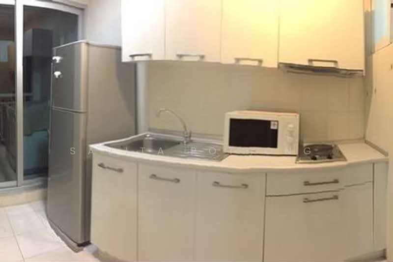 Life @ Sathorn 10, Bangkok, 48 Soi Sathorn 10, Sathorn Road, Silom, Bang Rak, Bangkok, 1 Bedroom, 48 sqm, Condo For Rent, by Savita Pothong, 500352818 - DDproperty.com