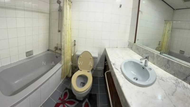Bangkok River Marina, Bangkok, 266 Charan Sanitwong Rd., Bang Phlat, Bangkok, 2 Bedrooms, 4 sqm, Condo For Sale, by Najawa Salae, 500352883 - DDproperty.com