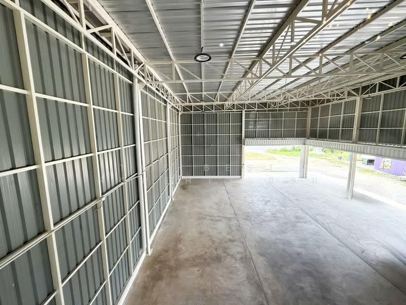 โกดังพร้อมที่ดินโคกสำโรง ลพบุรี, Lop Buri, Khok Samrong, Lop Buri, , 240 sqm, Warehouse/Factory For Sale, by The Best Property แอม, 500352888 - DDproperty.com