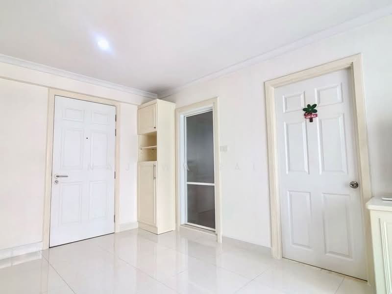 Lumpini Suite Pinklao, Bangkok, 1 Somdet Phra Pin Klao Rd, Bang Yi Khan, Bang Phlat, Bangkok, 1 Bedroom, 40 sqm, Condo For Rent, by Najawa Salae, 500352895 - DDproperty.com