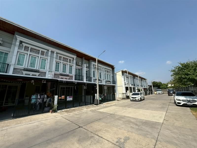 Golden Town 3 Bangna-Suanluang : โกลเด้น ทาวน์ 3 บางนา-สวนหลวง, กรุงเทพ, ถนนกาญจนาภิเษก, ประเวศ, กรุงเทพ, 130 ตร.ม., ทาวน์เฮ้าส์ ขาย, โดย คุณ กัญพิชา ชูกลิ่น (ฝ้าย), 500352924 - DDproperty.com