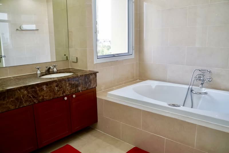 The Cadogan Private Residence, Bangkok, Soi Sukhumvit 39, Khlong Tan Nua, Watthana, Bangkok, 3 Bedrooms, 185 sqm, Condo For Rent, by Jirayu Chaiyawattanasiri, 500352937 - DDproperty.com