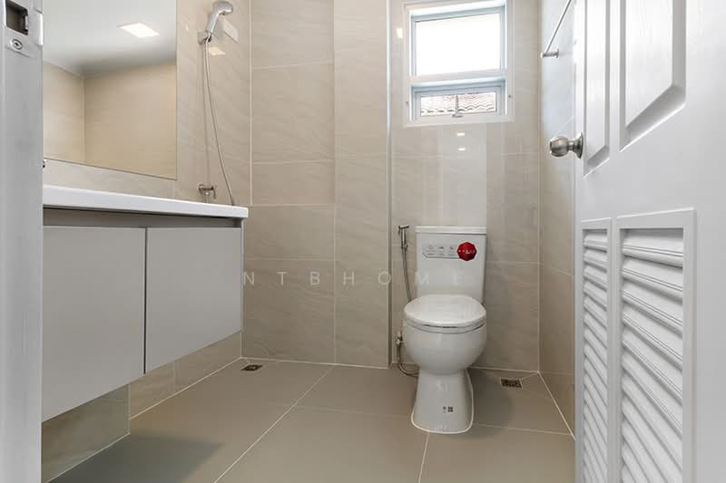 Life Bangkok Boulevard Rama 5, Nonthaburi, Yothathikan Road Nonthaburi 2001, Bang Si Thong, Bang Kruai, Nonthaburi, 3 Bedrooms, 180 sqm, Single Detached House For Sale, by NTBHOME, 500352955 - DDproperty.com