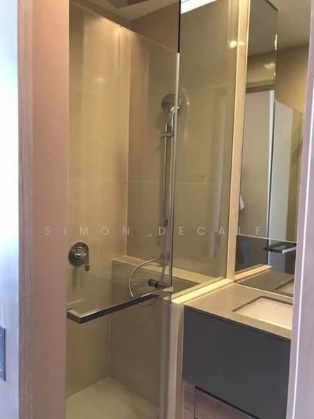 The Esse Asoke, Bangkok, 333 Soi Sukhumvit 21, Sukhumvit Road, Khlongtoei Nua, Watthana, Bangkok, 1 Bedroom, 37 sqm, Condo For Rent, by Simon Decalf, 500352976 - DDproperty.com