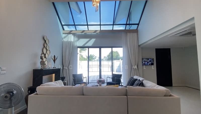 H149 : Luxury 2-Residence Estate with Yoga Studio, Fitness Room & Sauna | San Sai, Chiang Mai, San Na Moeng, San Sai, Chiang Mai, 10+ Bedrooms, 1,280 sqm, Villa For Sale, by Runchana Ball, 500352977 - DDproperty.com