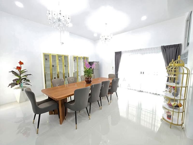 S2771 | Great Value! 6-Bedroom Corner Pool Villa in Hang Dong | Only 6 Minutes to Kad Farang Village, Chiang Mai, Hang Dong, Chiang Mai, 6 Bedrooms, 300 sqm, Single Detached House For Sale, by Aornjira Khatthima, 500352994 - DDproperty.com